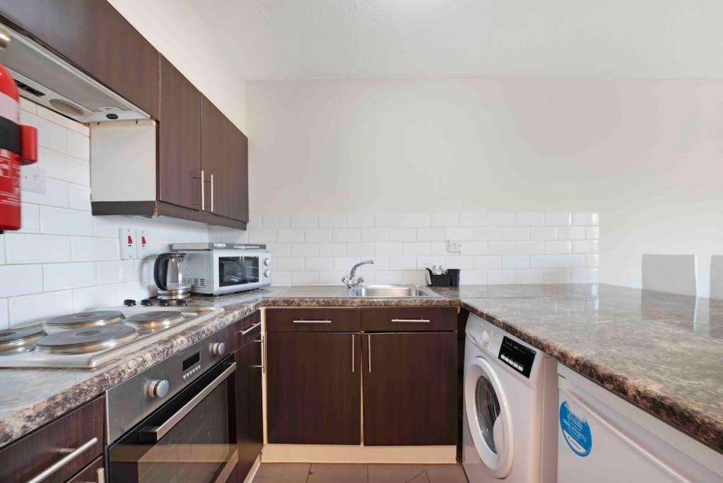 N.acton Quiet Cosy 1 Bed-private Free Parking Appartement Londen