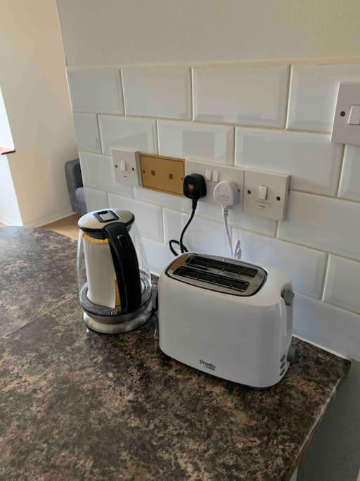 N.acton Quiet Cosy 1 Bed-private Free Parking * Londen